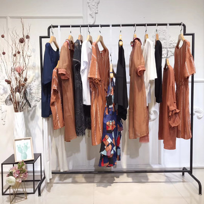 贝银女装19夏深圳外贸服装店的品牌女装货源走份批发